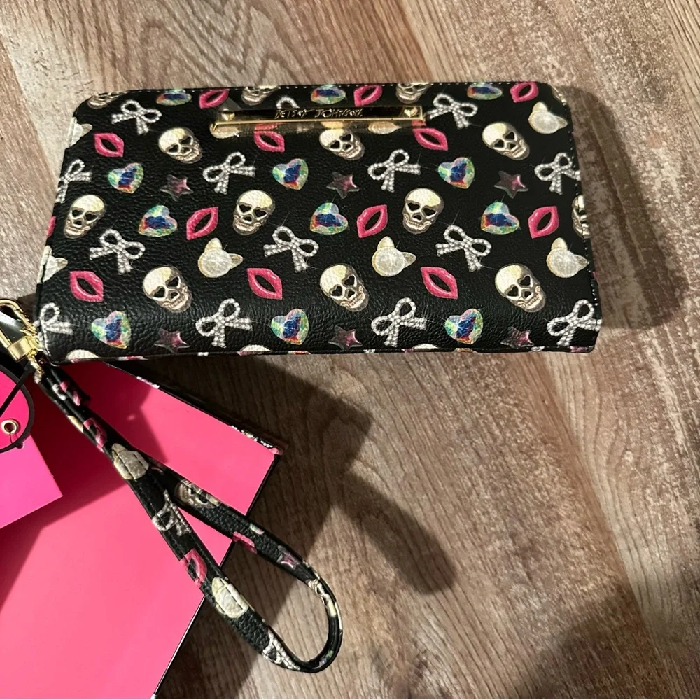 Betsey Johnson Wallet with 3 Mix Earrings Set